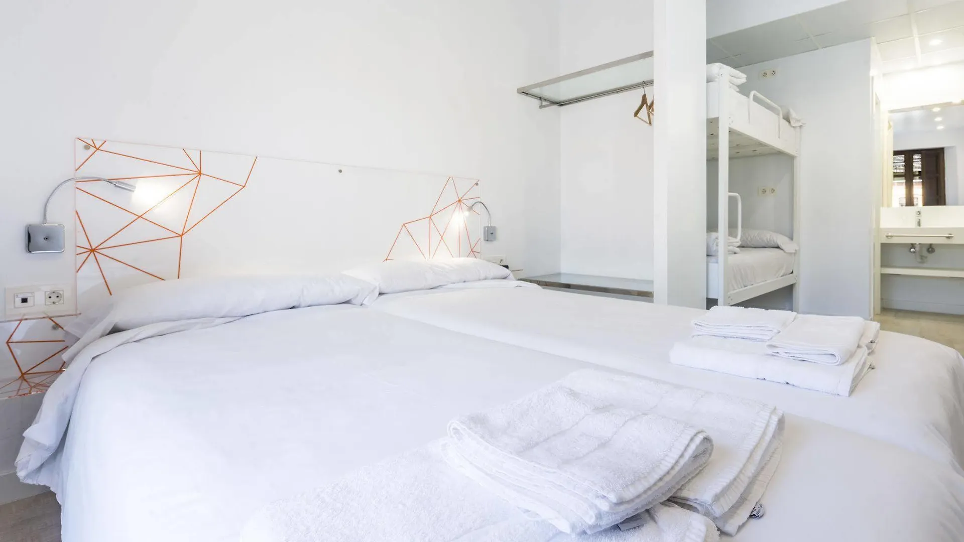 Guest house Amc Granada Hotel